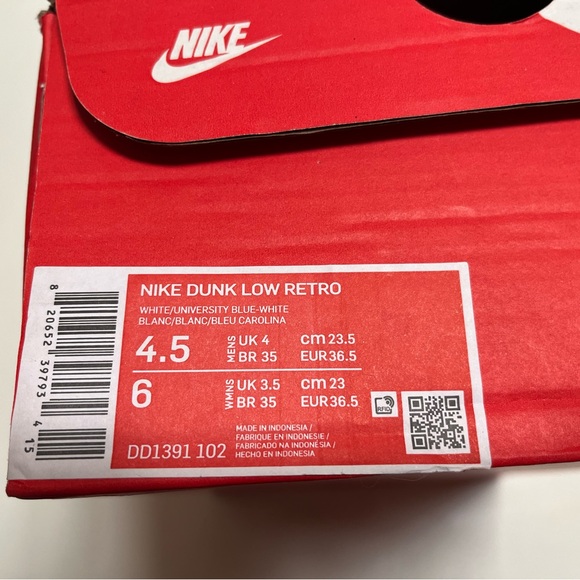 Nike Dunk Low Retro in White and University Blue - Picture 3 of 4